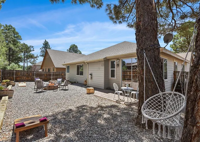 Holiday home Take Me To The Mountains Game Fire Pit Fenced Yard Dog Friendly *